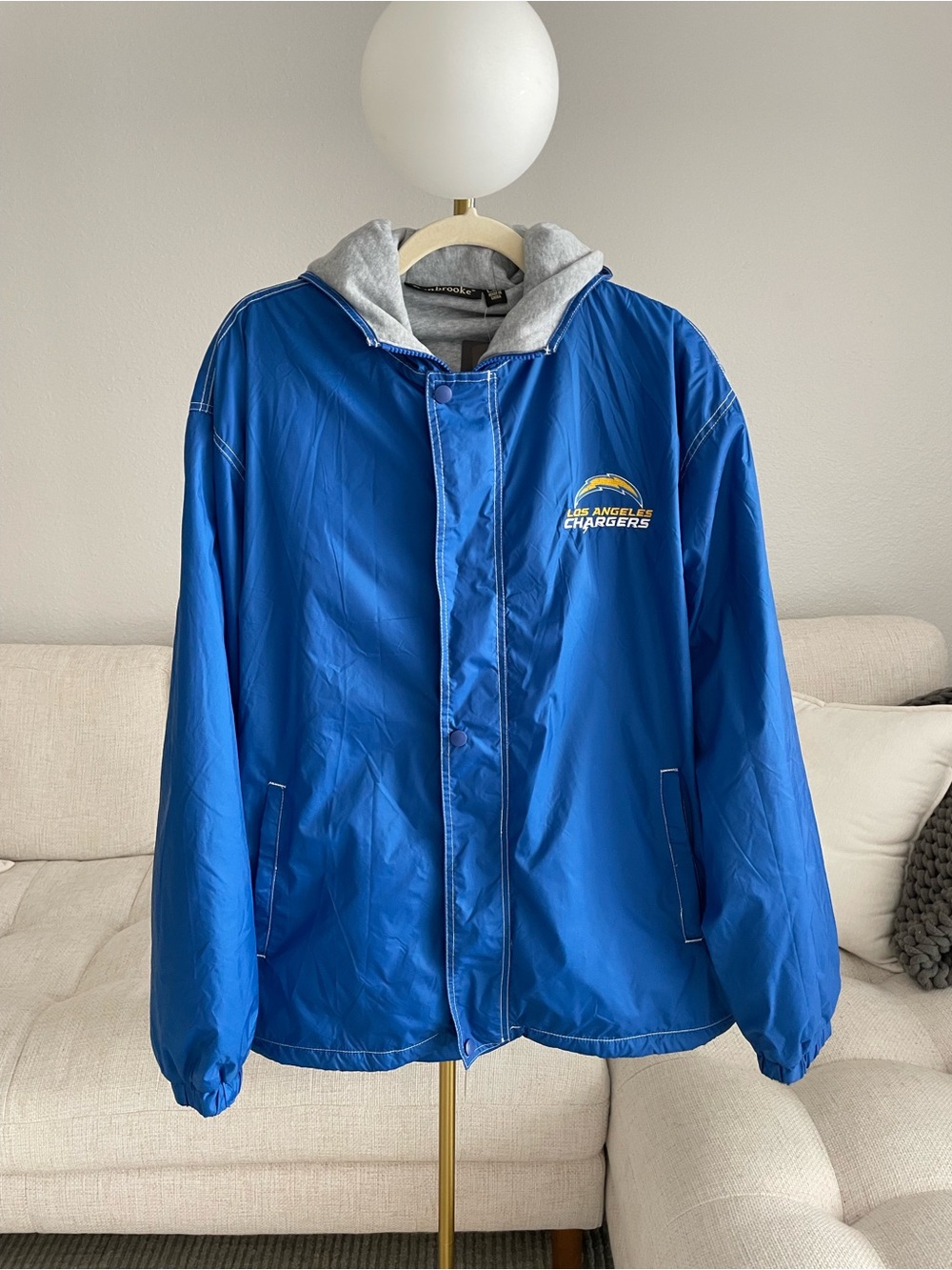 NWT Dunbrooke Royal Los Angeles Chargers 
Stadium Full-Zip Jacket